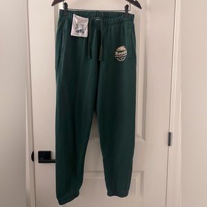 Women’s Medium Varsity Green Roots Sweatpants